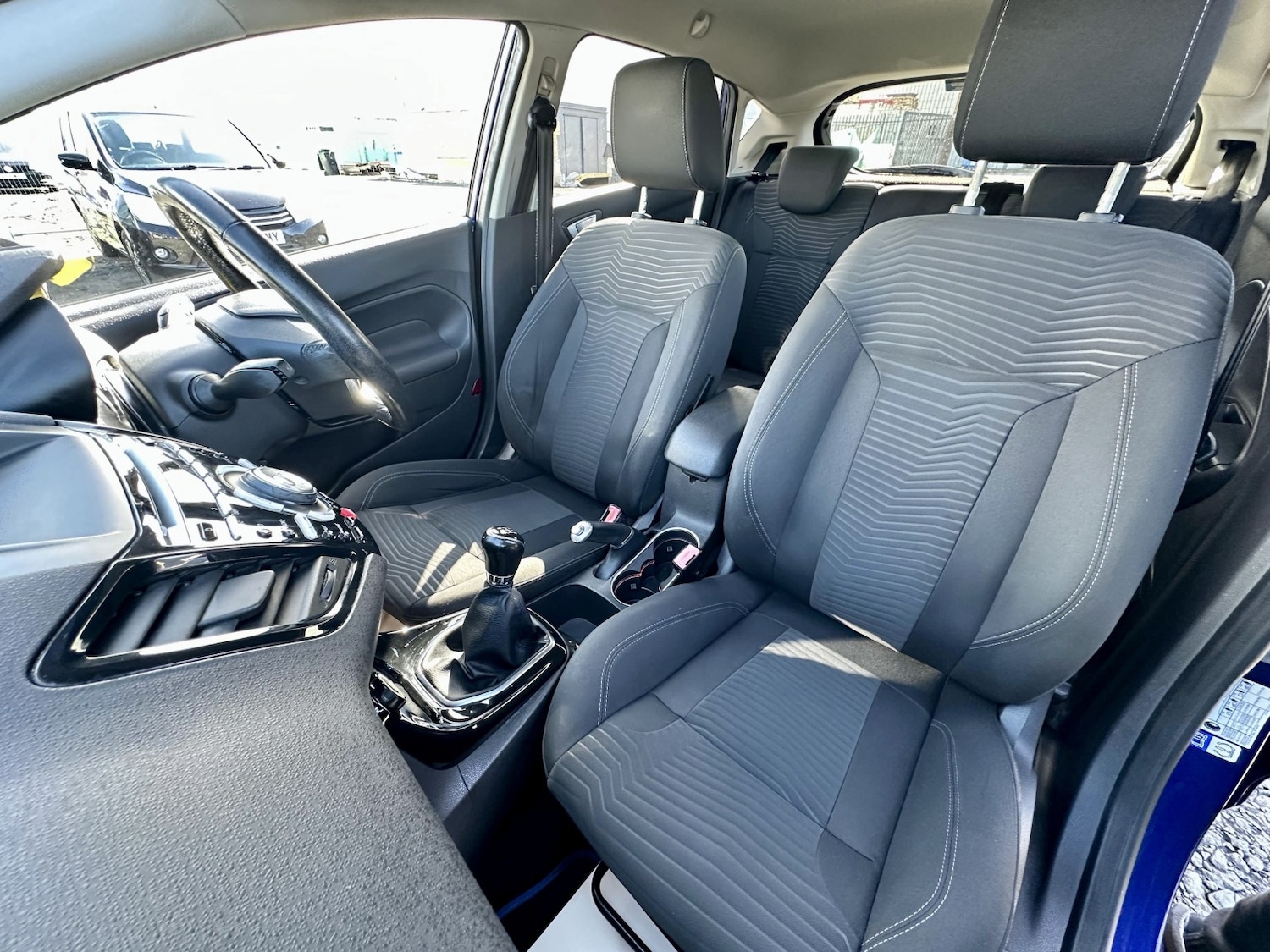 Used Ford Fiesta 2015 for sale - 78057095: Photo 14