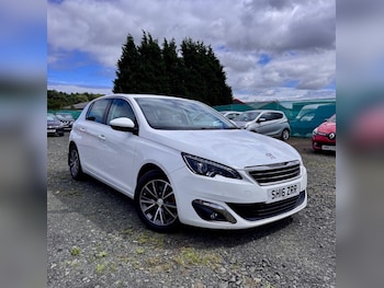 Used Peugeot 308 2016 for sale - 75555876: Photo