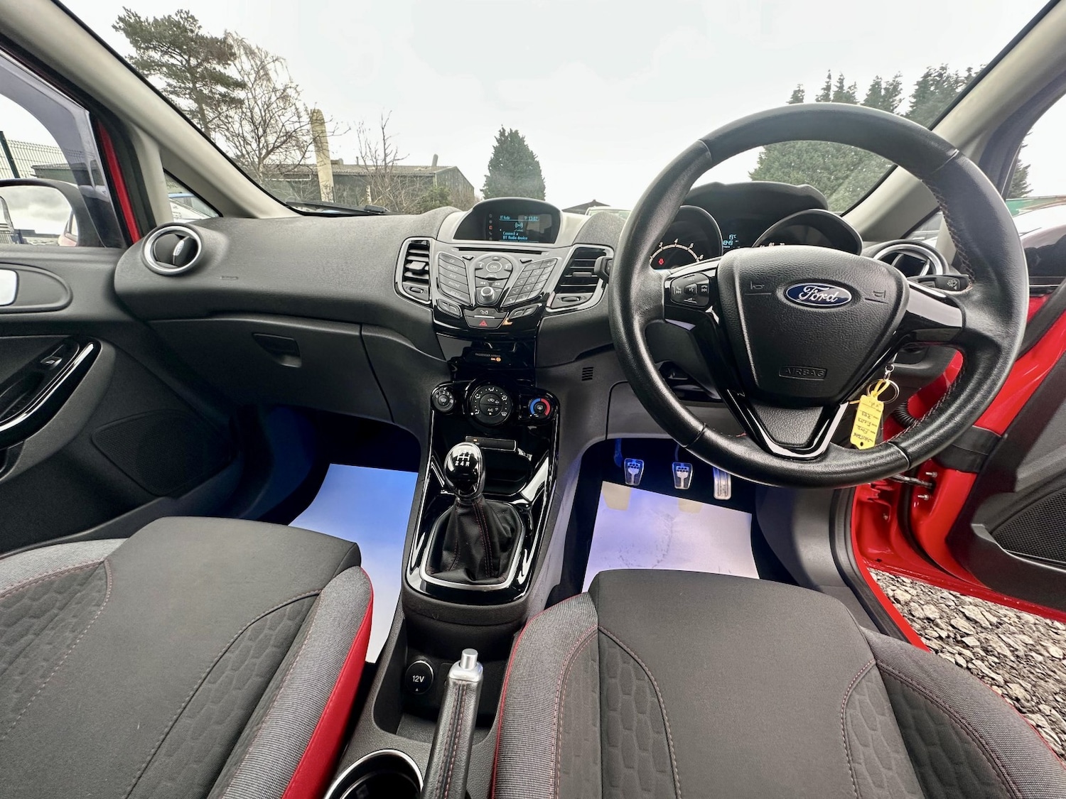 Used Ford Fiesta 2015 for sale - 78070536: Photo 15