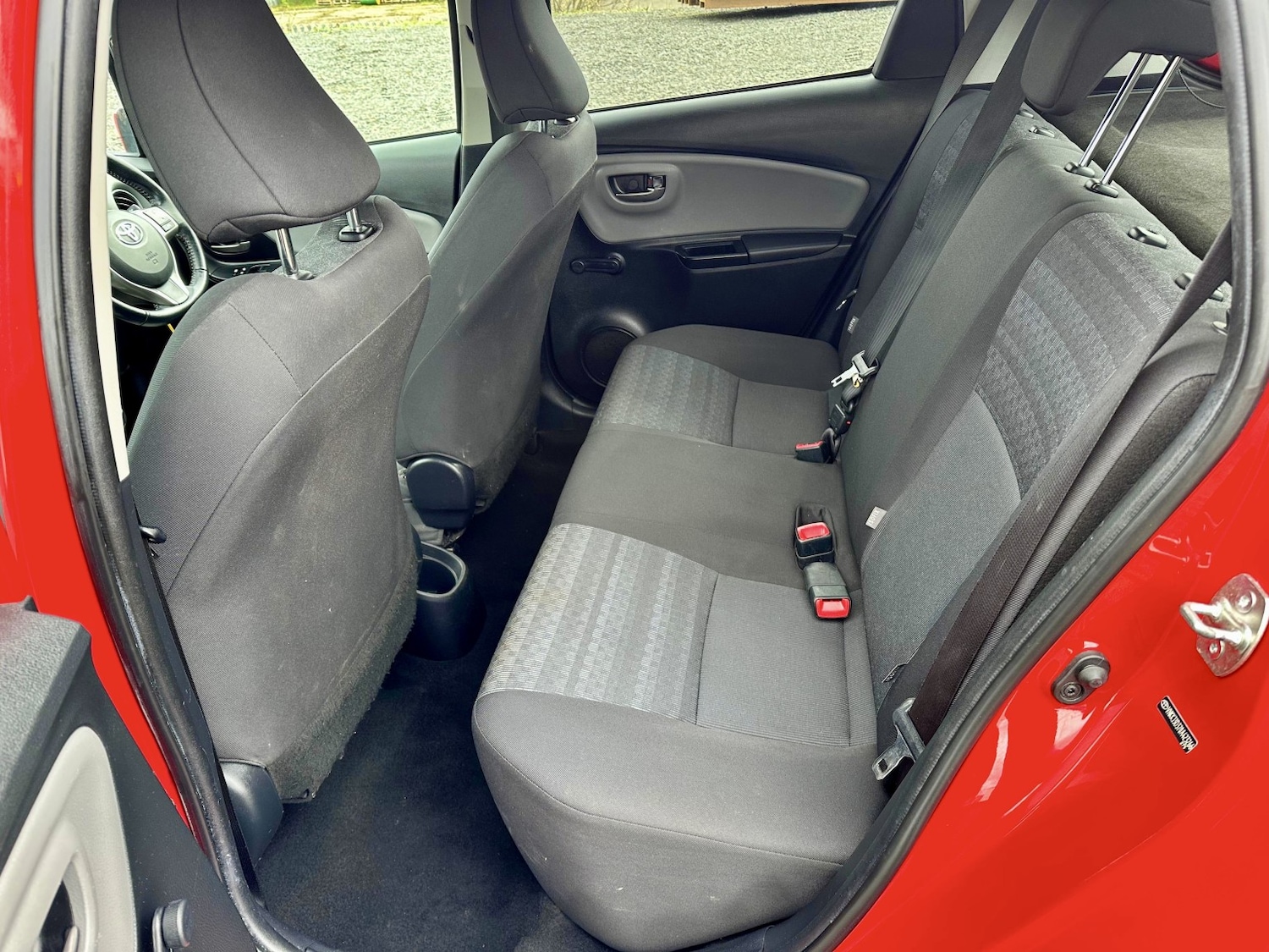 Used Toyota Yaris 2017 for sale - 78219599: Photo 17