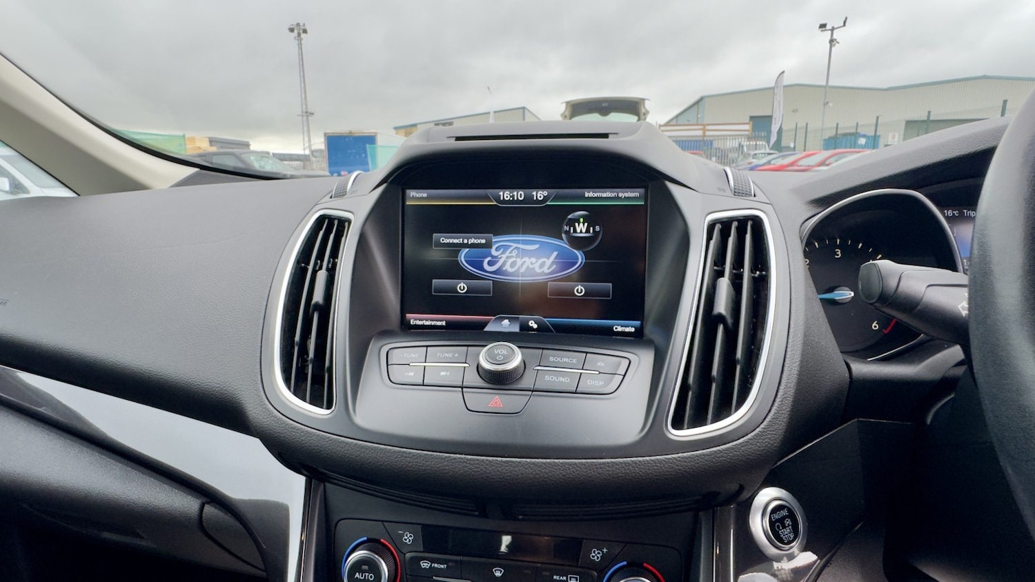 Used Ford C-Max 2015 for sale - 76192621: Photo 20