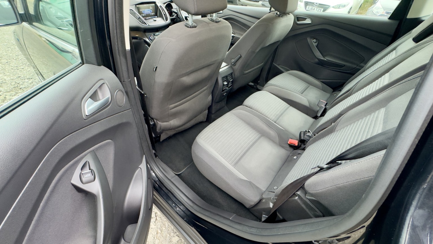 Used Ford C-Max 2015 for sale - 76192621: Photo 21