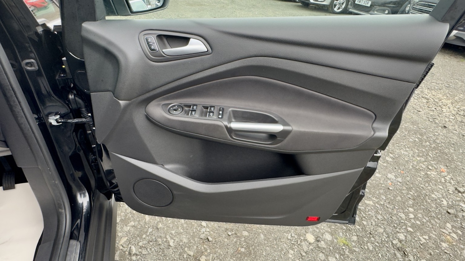 Used Ford C-Max 2015 for sale - 76192621: Photo 24
