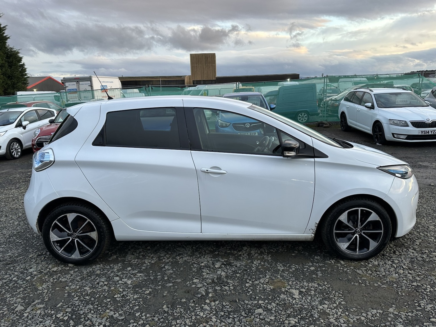 Used Renault Zoe 2019 for sale - 77616419: Photo 6