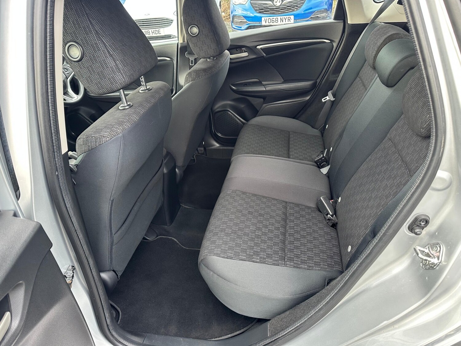 Used Honda Jazz 2015 for sale - 77370644: Photo 15