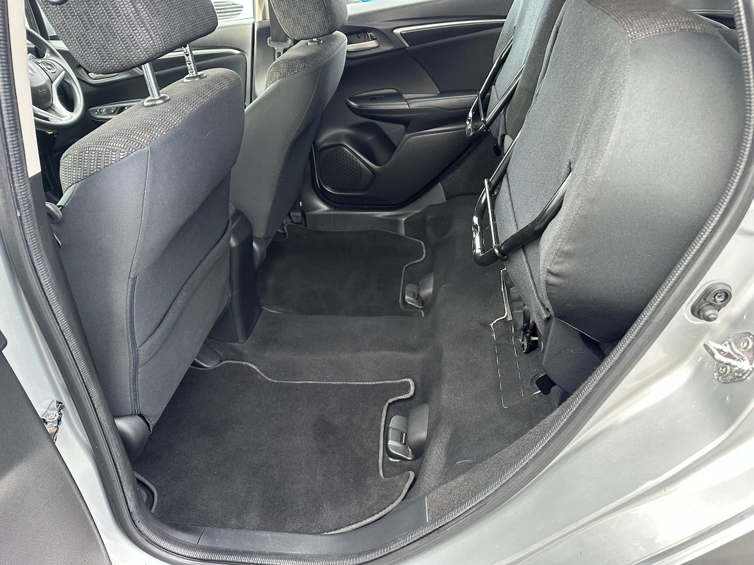 Used Honda Jazz 2015 for sale - 77370644: Photo 16