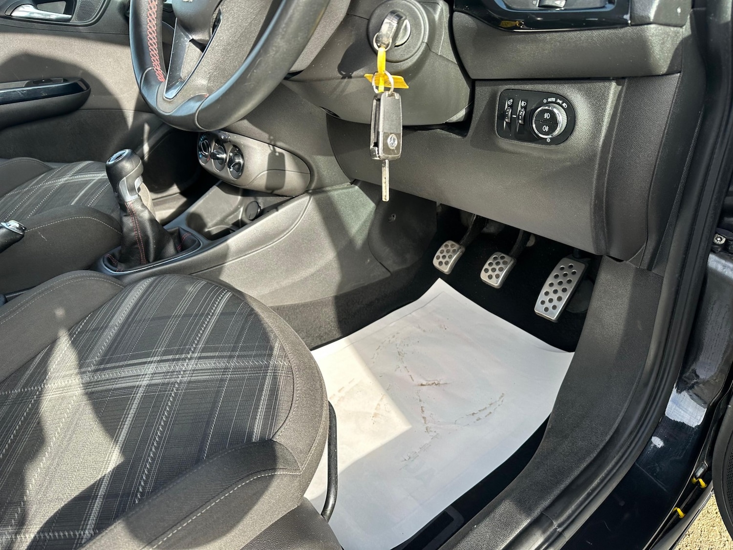 Used Vauxhall Corsa 2015 for sale - 77632517: Photo 15