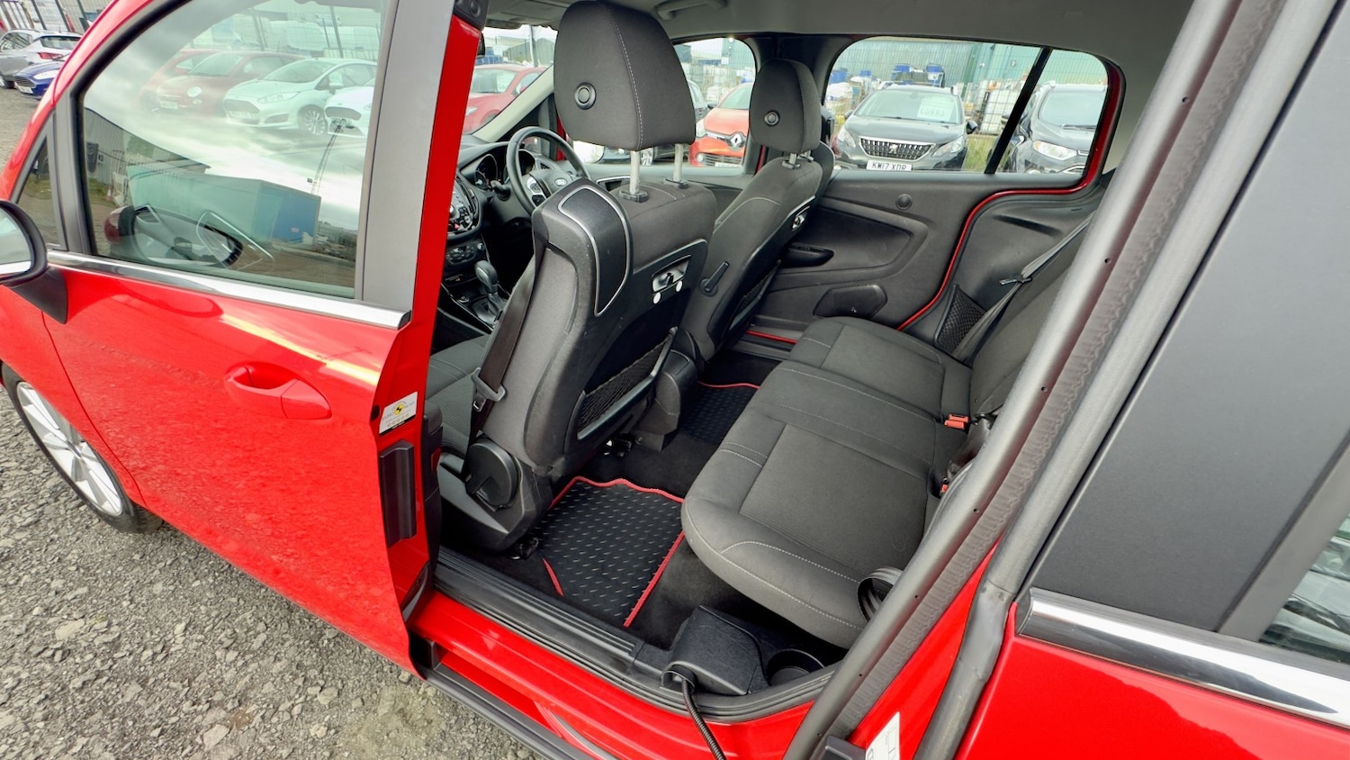 Used Ford B-MAX 2017 for sale - 76120205: Photo 23