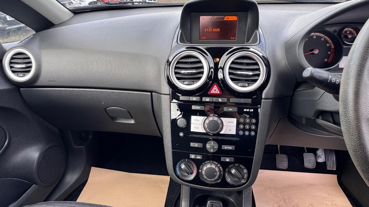Vehicle 28