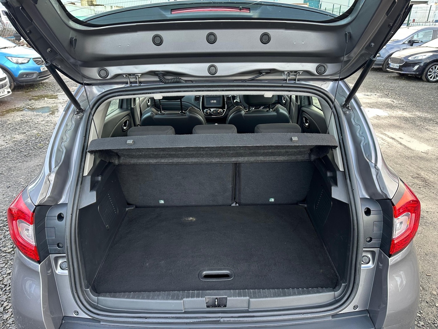 Used Renault Captur 2015 for sale - 77011772: Photo 17