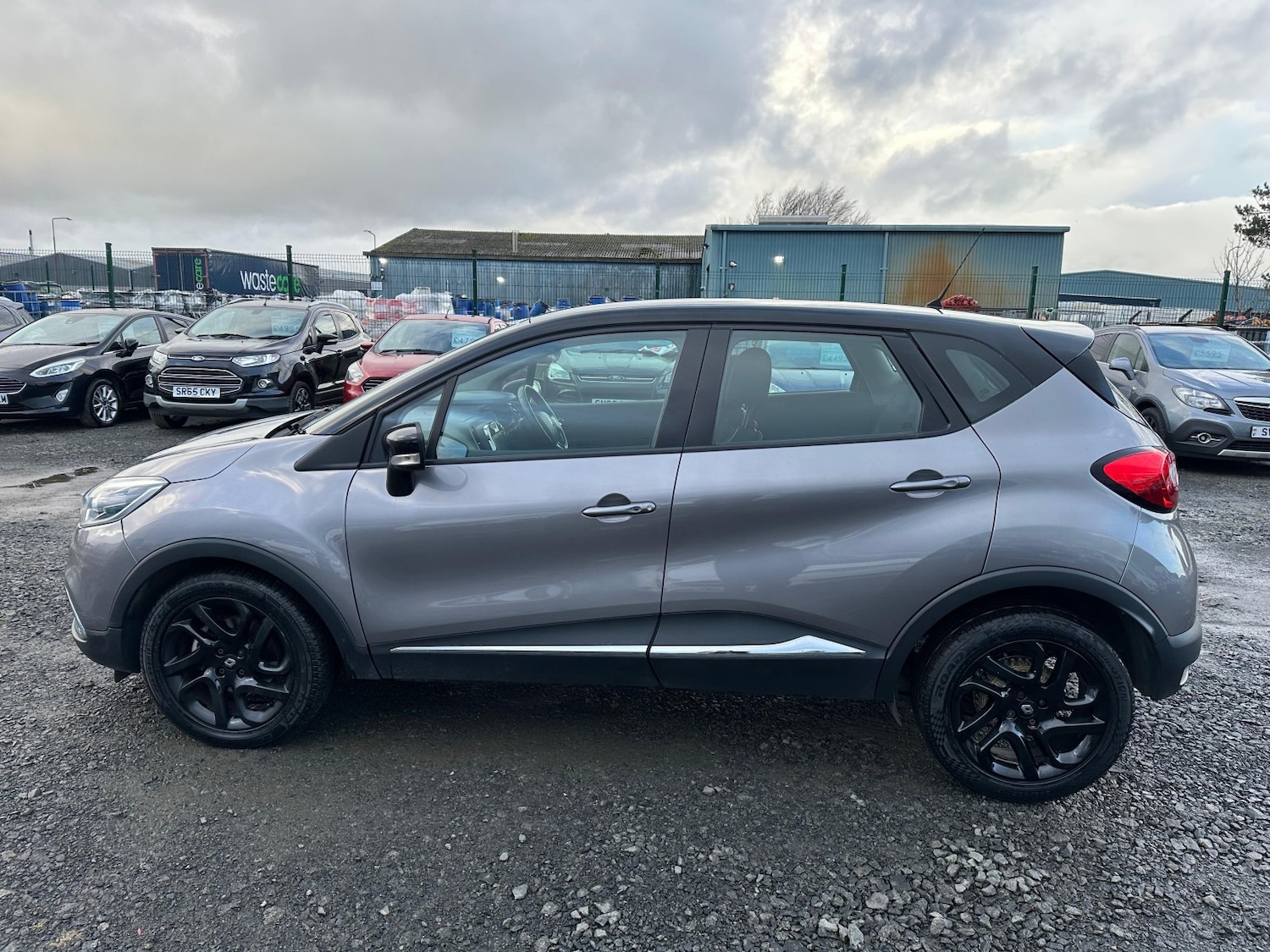 Used Renault Captur 2015 for sale - 77011772: Photo 9