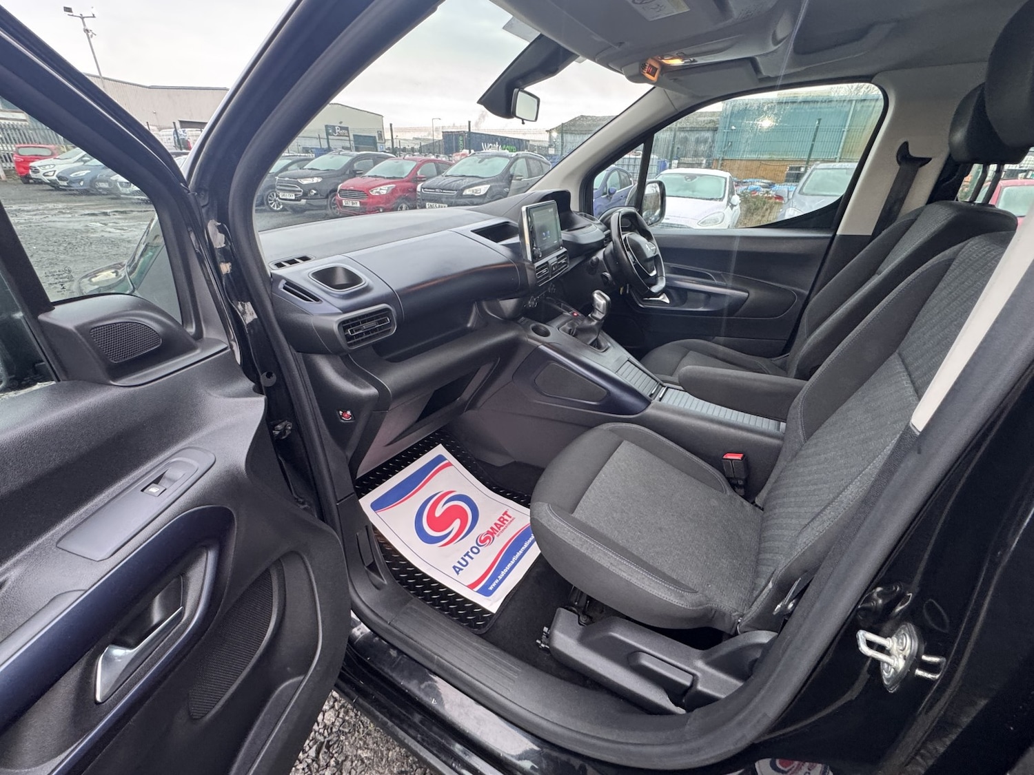 Used Peugeot Rifter 2020 for sale - 76951113: Photo 16