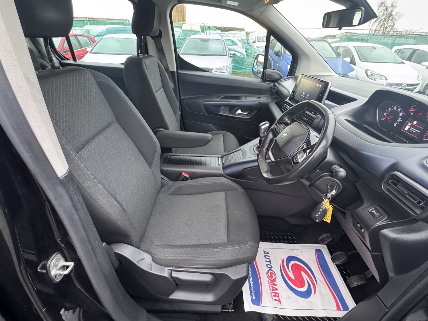 Used Peugeot Rifter 2020 for sale - 76951113: Photo 24