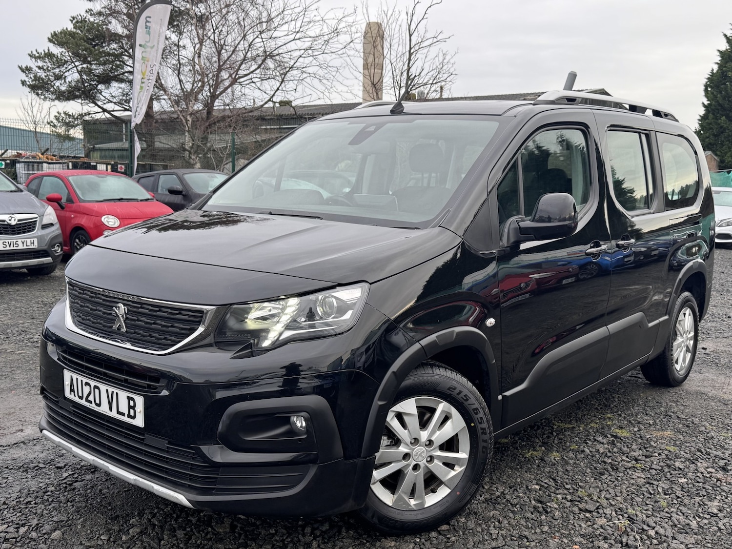 Used Peugeot Rifter 2020 for sale - 76951113: Photo 3