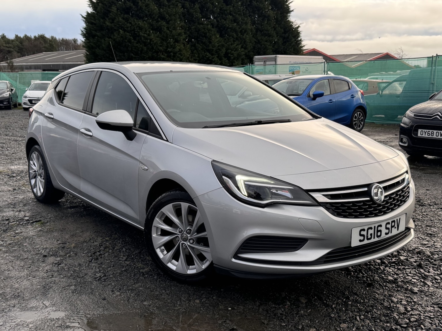 Used Vauxhall Astra 2016 for sale - 76769697: Photo 1