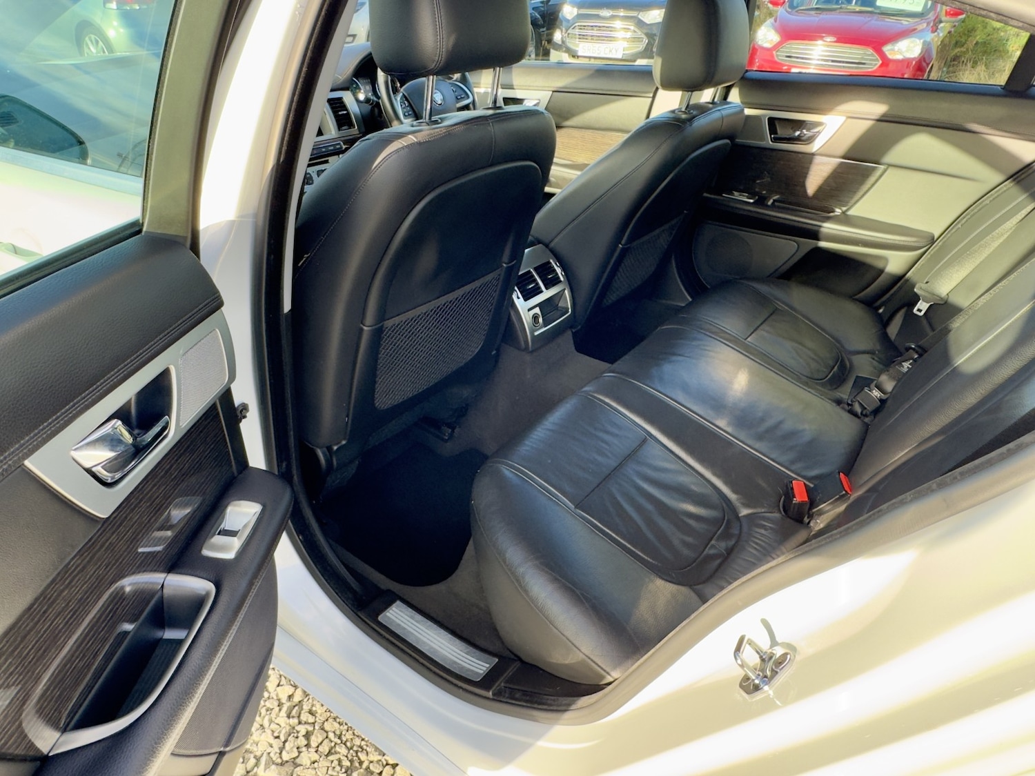 Used Jaguar XF 2015 for sale - 77001548: Photo 30