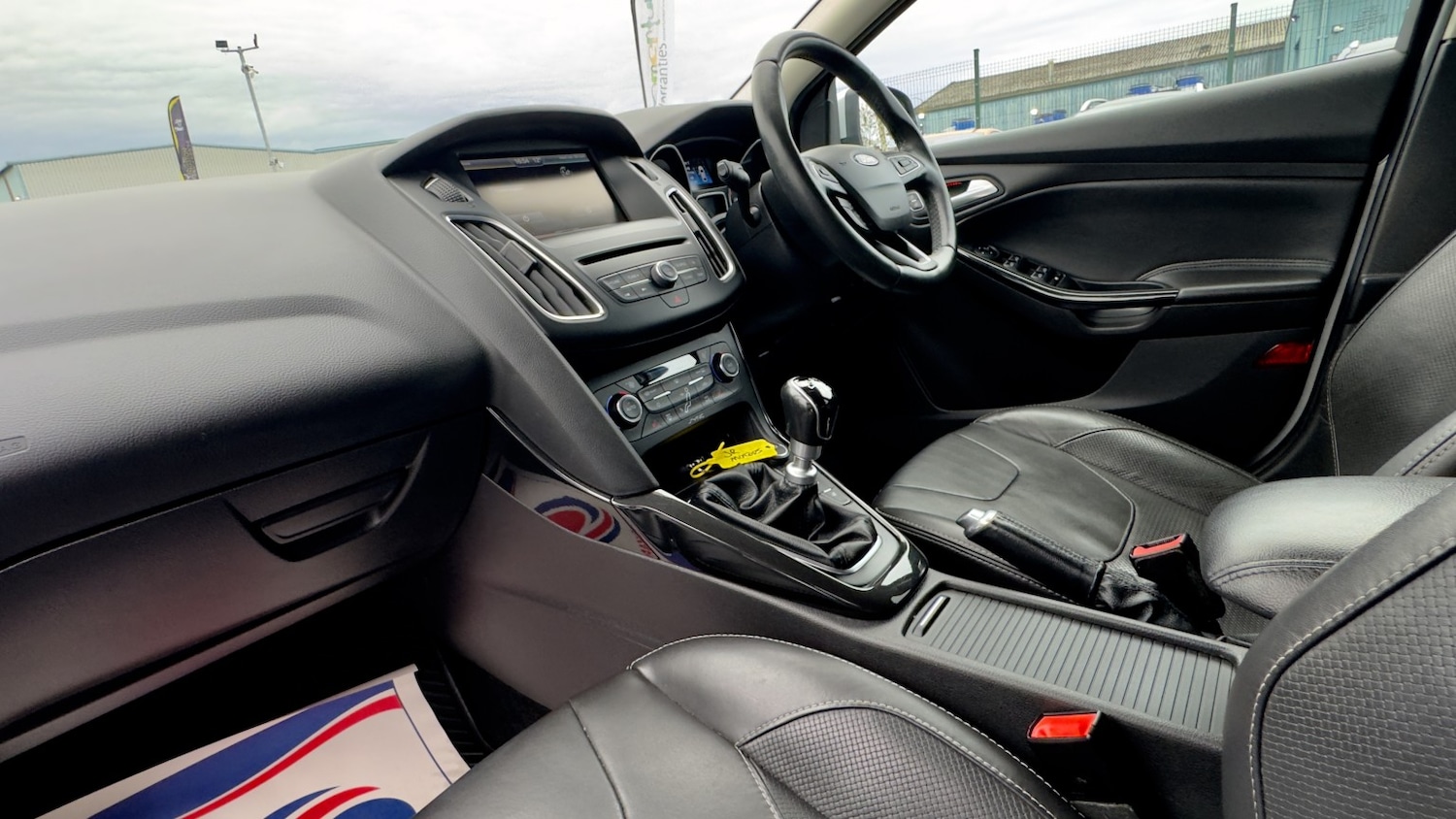 Used Ford Focus 2015 for sale - 76120267: Photo 14