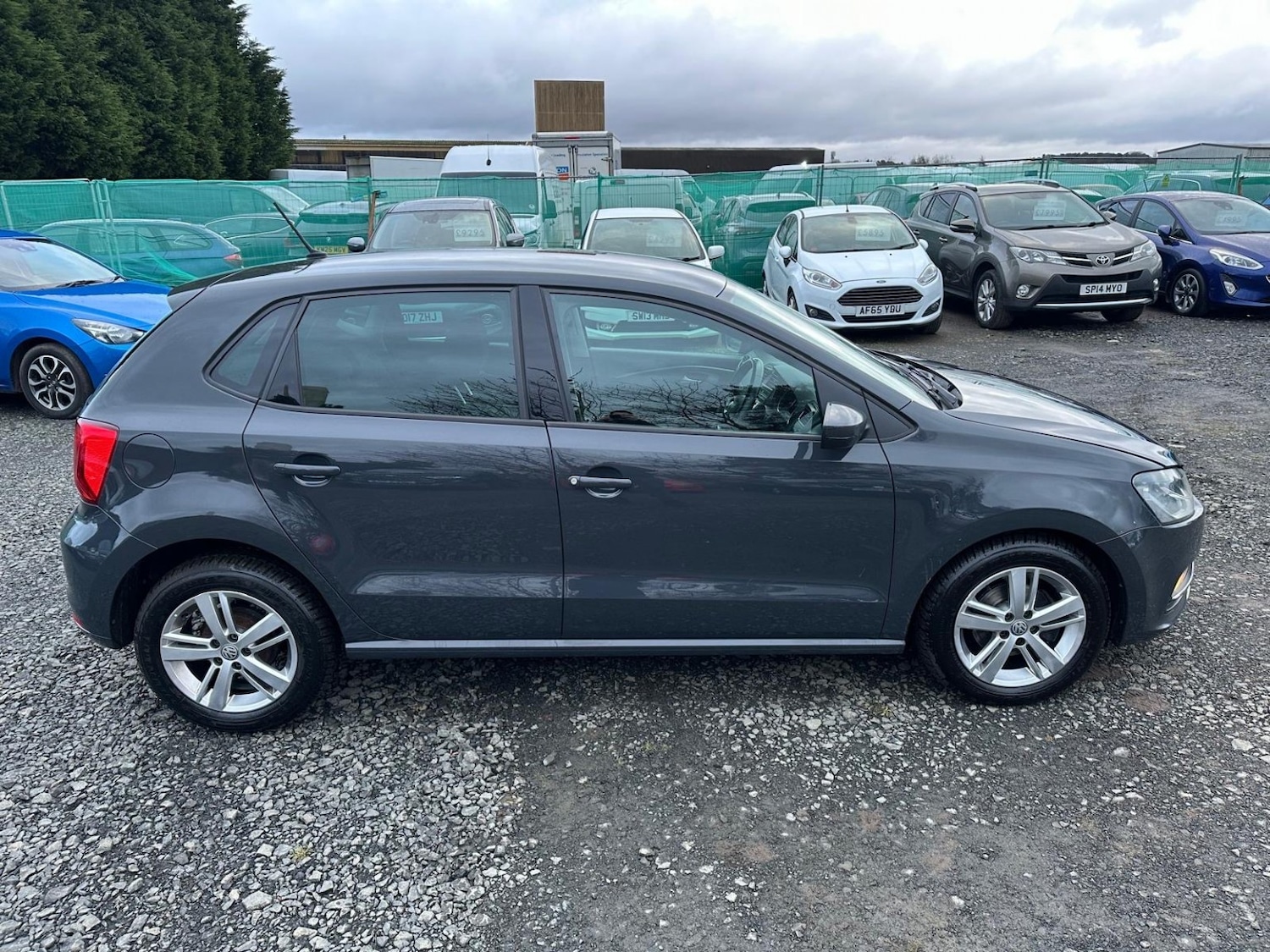 Used Volkswagen Polo 2016 for sale - 77632395: Photo 8