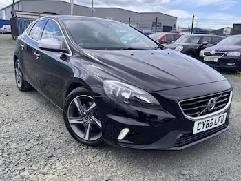Used Volvo V40 2015 for sale - 78826018: Photo