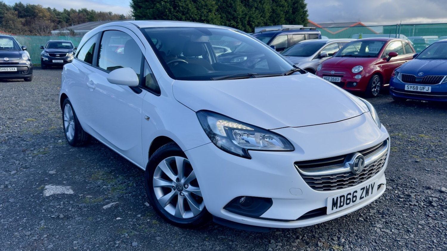 Used Vauxhall Corsa 2017 for sale - 76412257: Photo 1