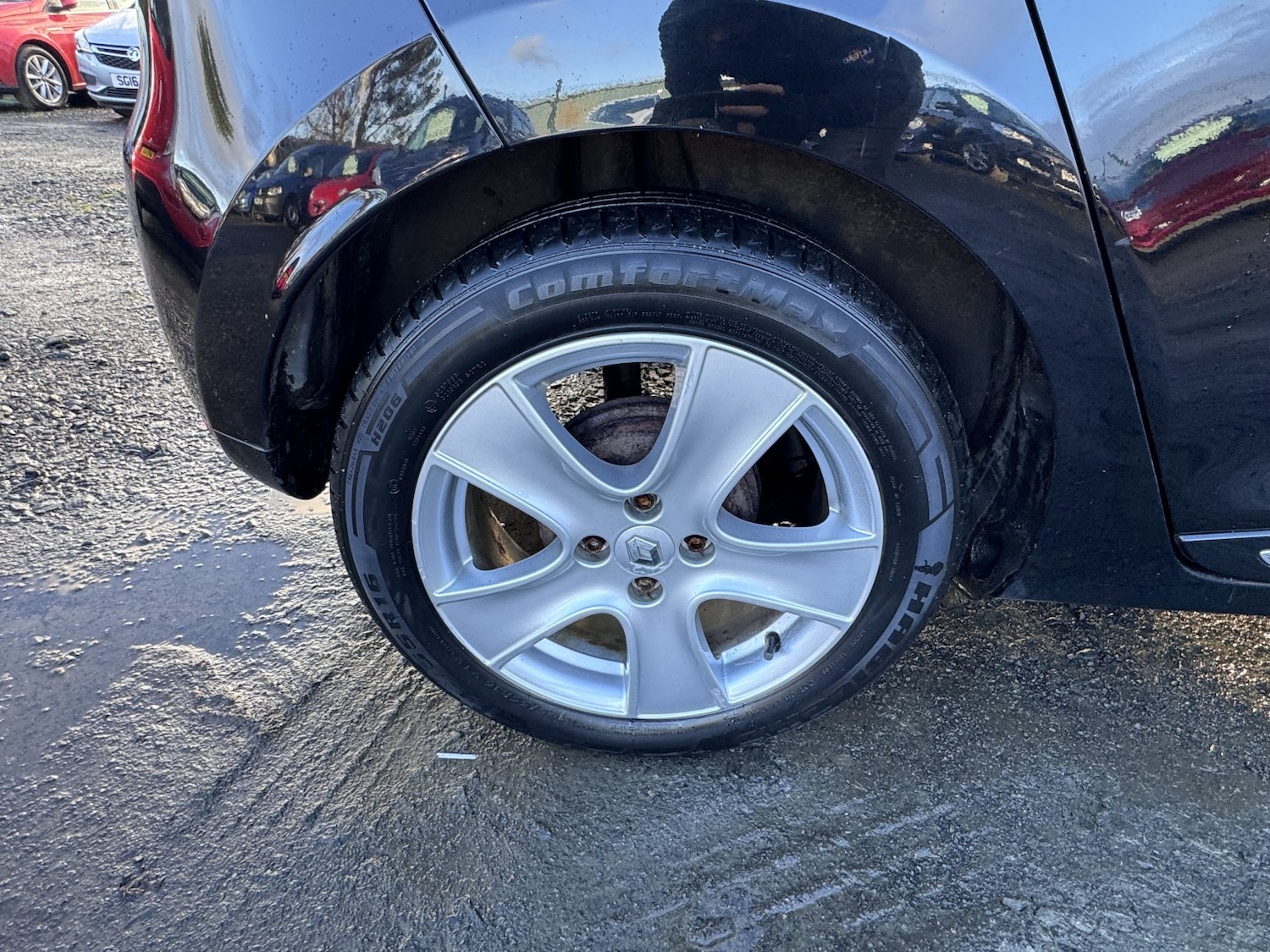 Used Renault Clio 2015 for sale - 76863870: Photo 23