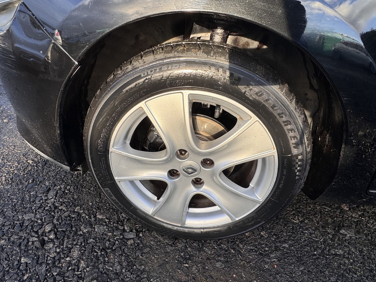 Used Renault Clio 2015 for sale - 76863870: Photo 24