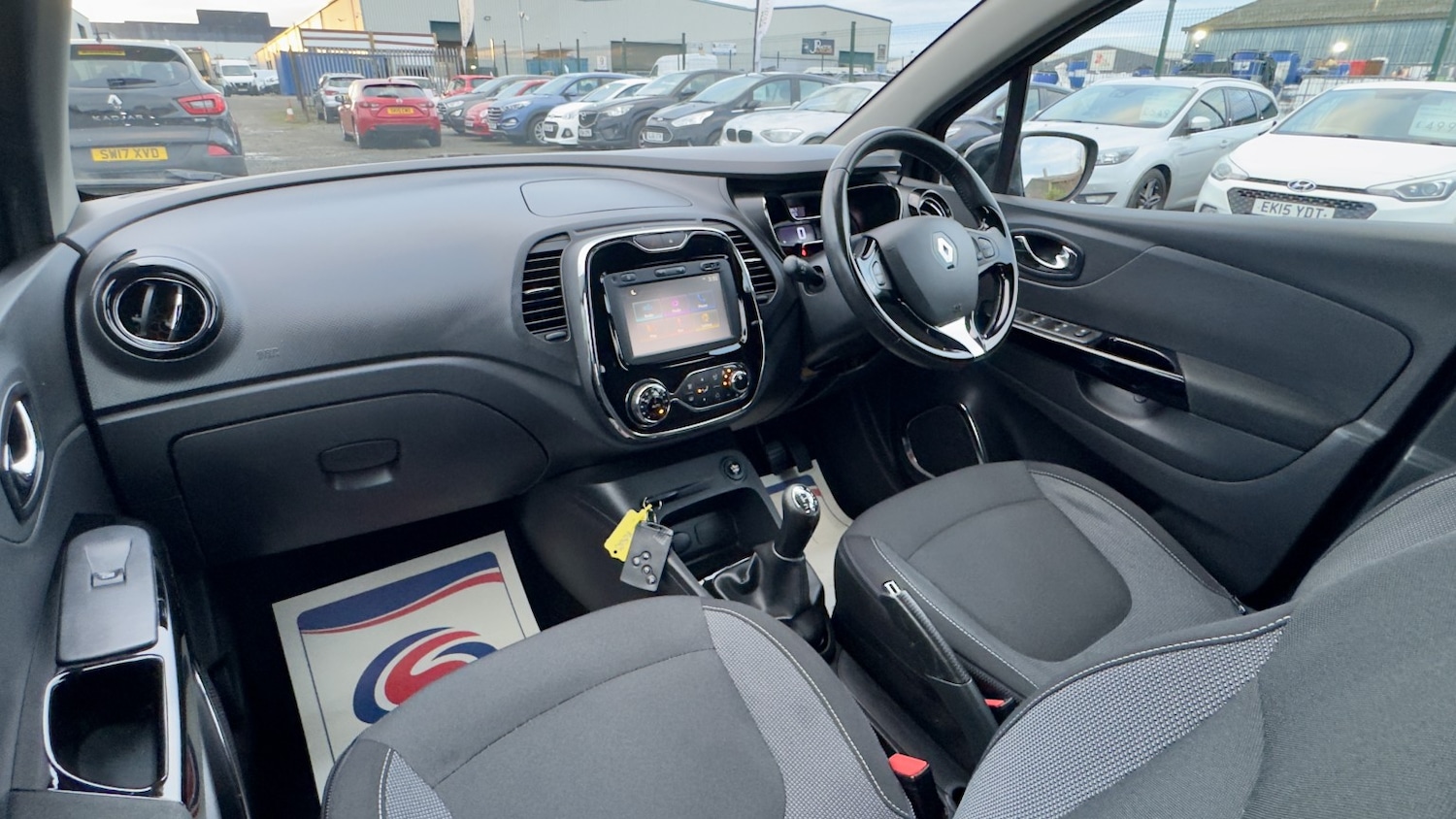 Used Renault Captur 2016 for sale - 76521044: Photo 13