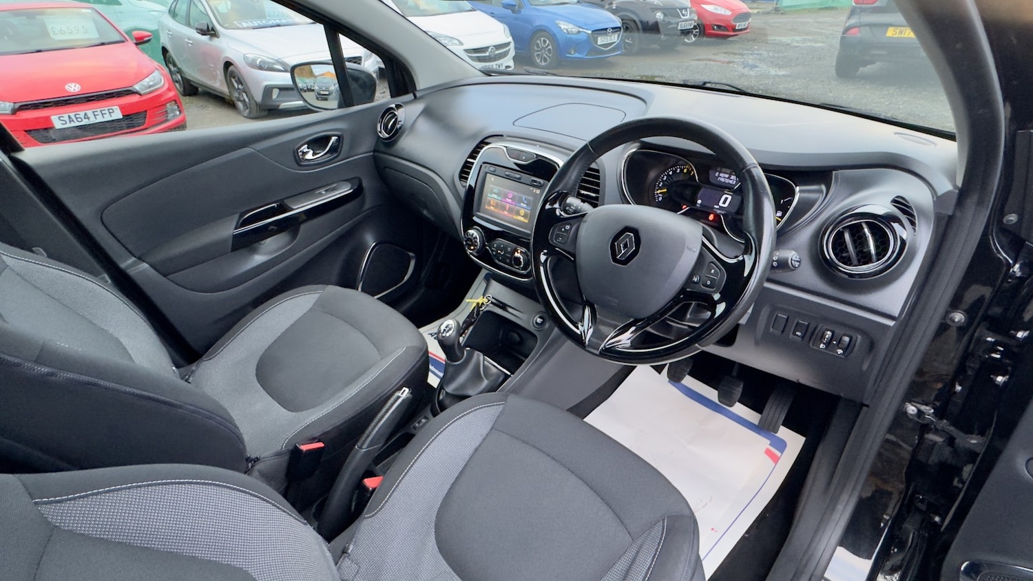 Used Renault Captur 2016 for sale - 76521044: Photo 16