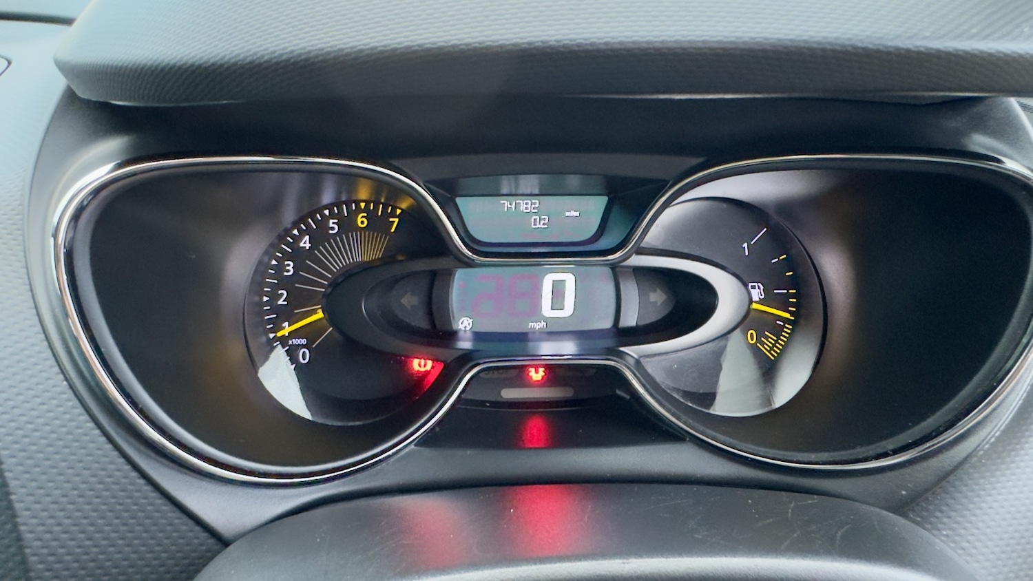 Used Renault Captur 2016 for sale - 76521044: Photo 18