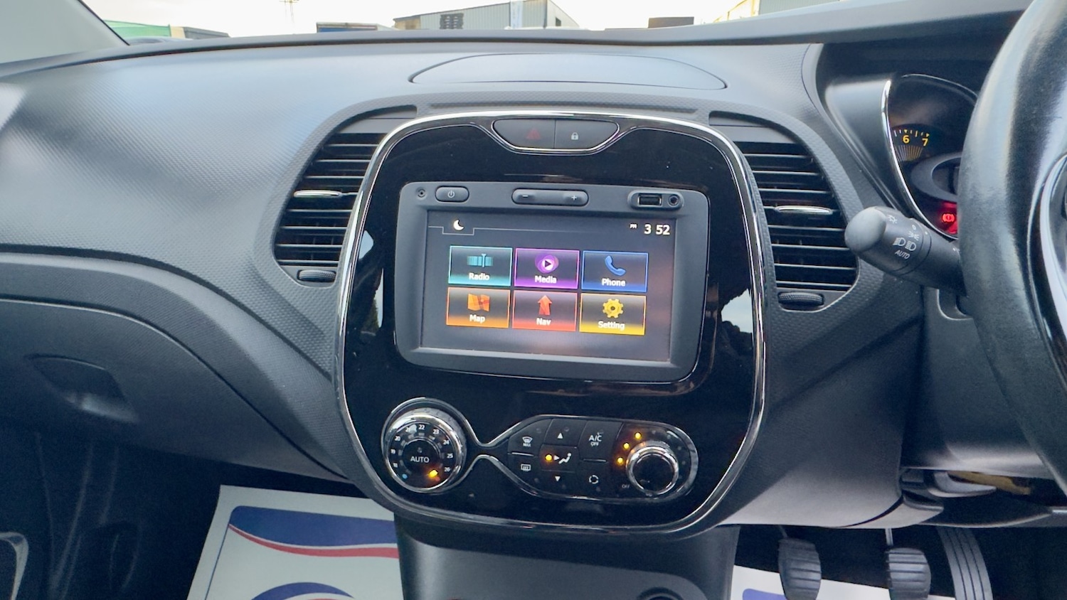 Used Renault Captur 2016 for sale - 76521044: Photo 19