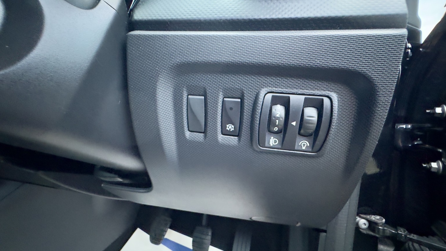 Used Renault Captur 2016 for sale - 76521044: Photo 25