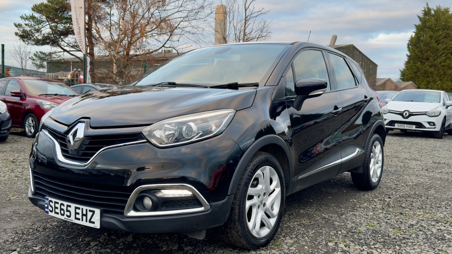 Used Renault Captur 2016 for sale - 76521044: Photo 4
