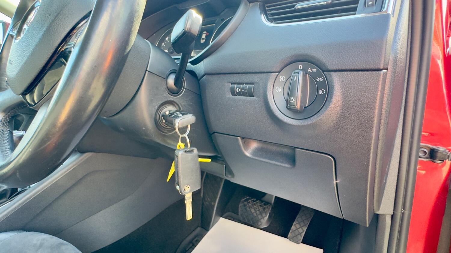 Used Skoda Octavia 2013 for sale - 77668669: Photo 21