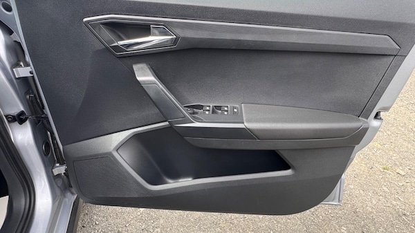 Used SEAT Arona 2018 for sale - 75664332: Photo 18