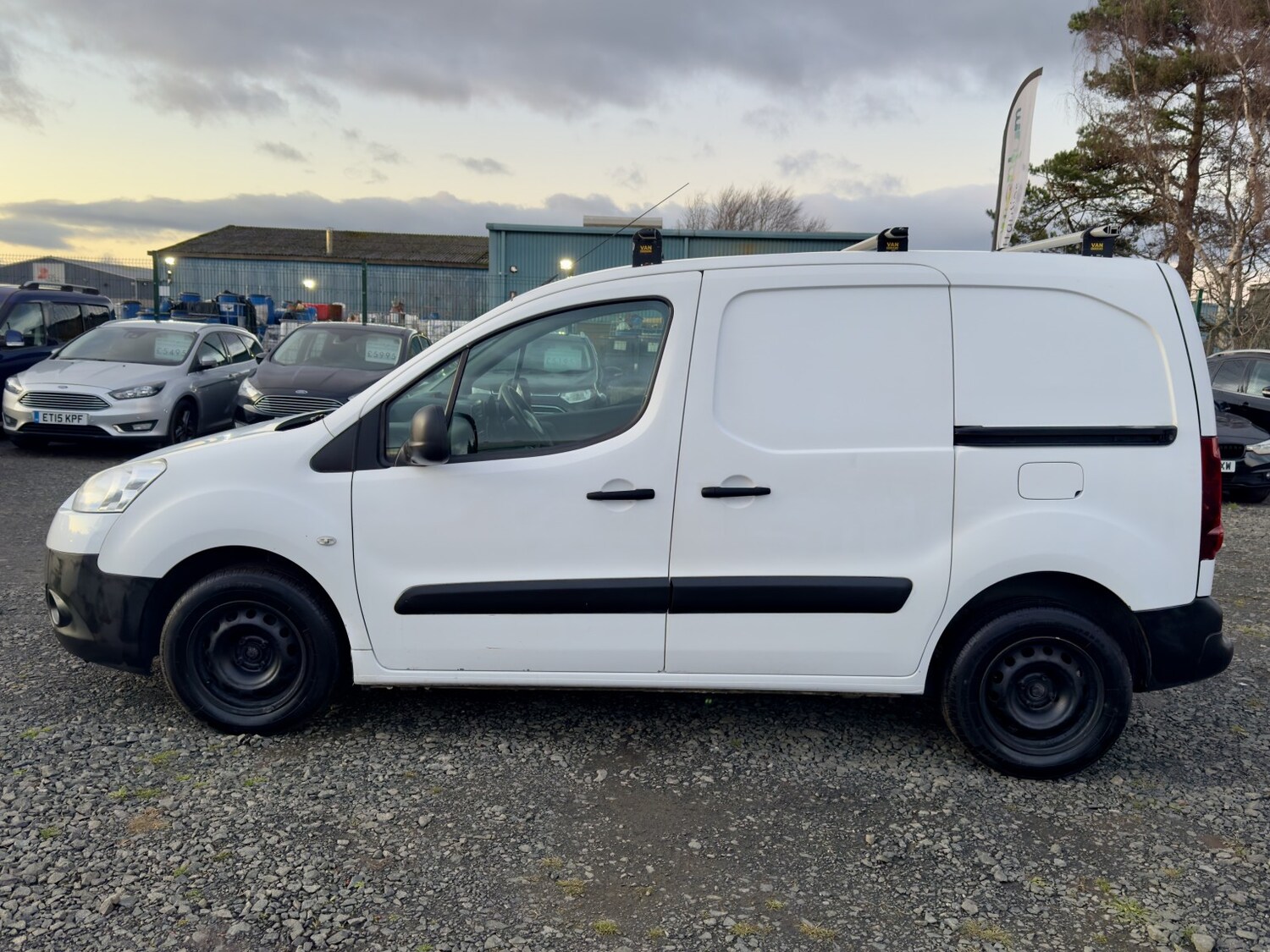 Used Peugeot Partner 2014 for sale - 76637459: Photo 10