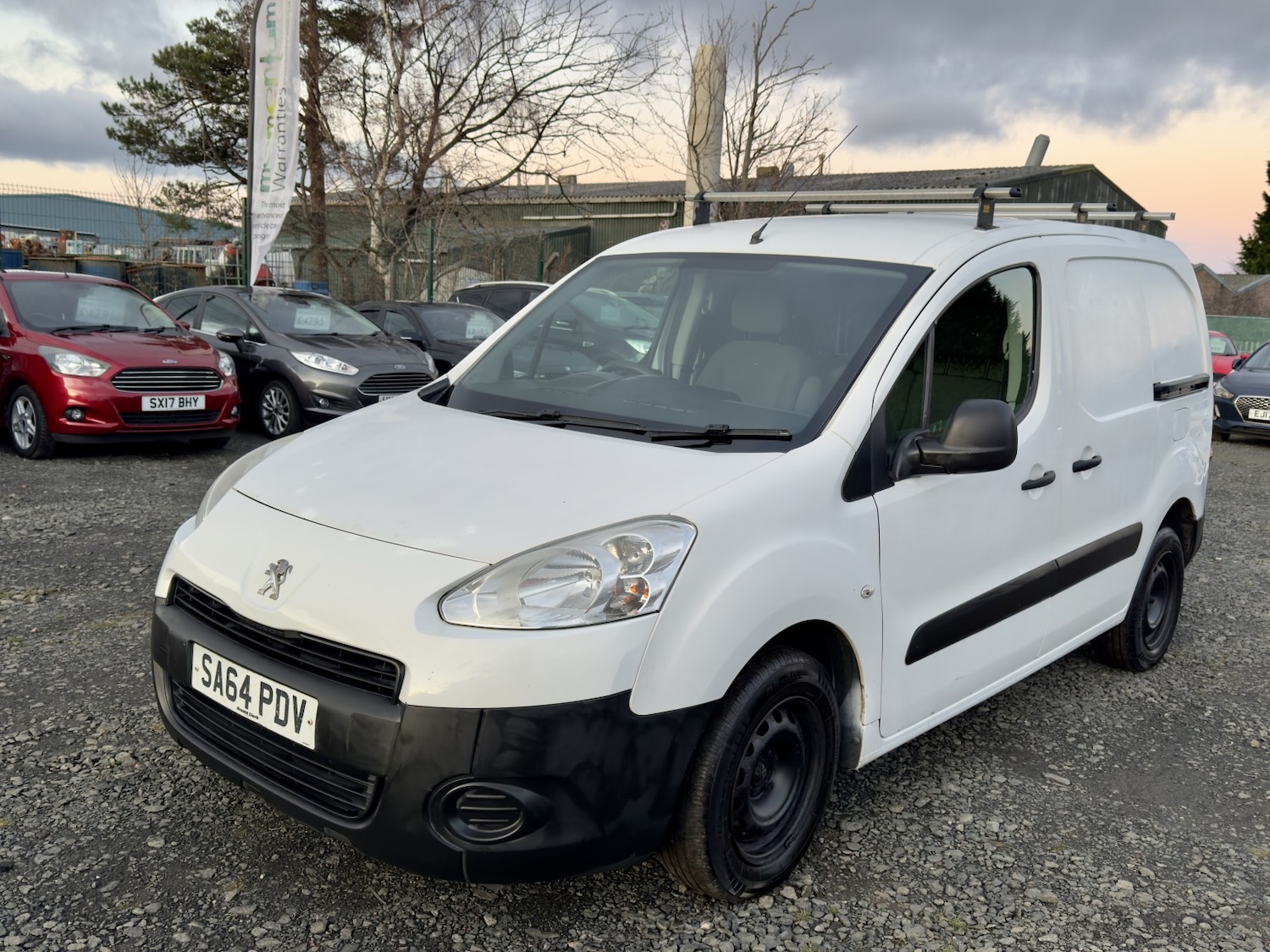 Used Peugeot Partner 2014 for sale - 76637459: Photo 4