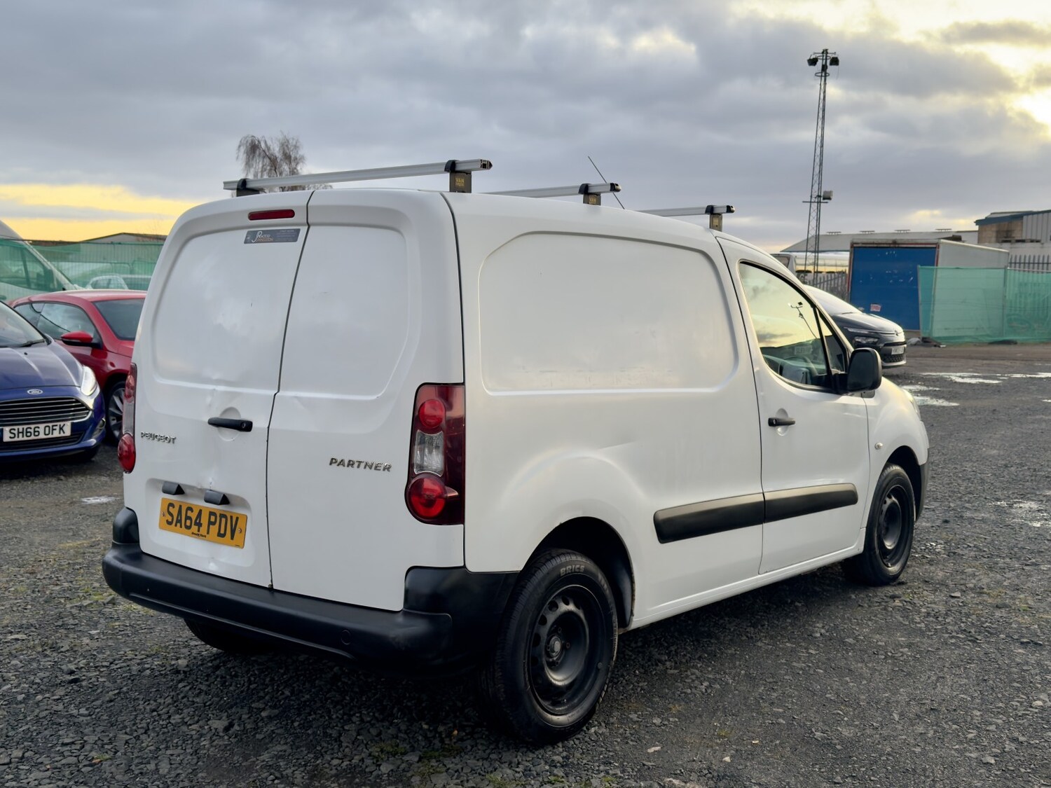 Used Peugeot Partner 2014 for sale - 76637459: Photo 9