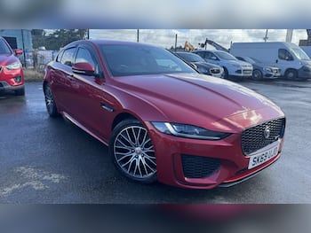 Used Jaguar XE 2019 for sale - 79739833: Photo