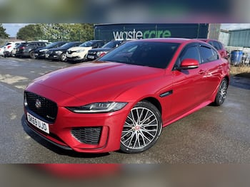 Used Jaguar XE 2019 for sale - 79739833: Photo