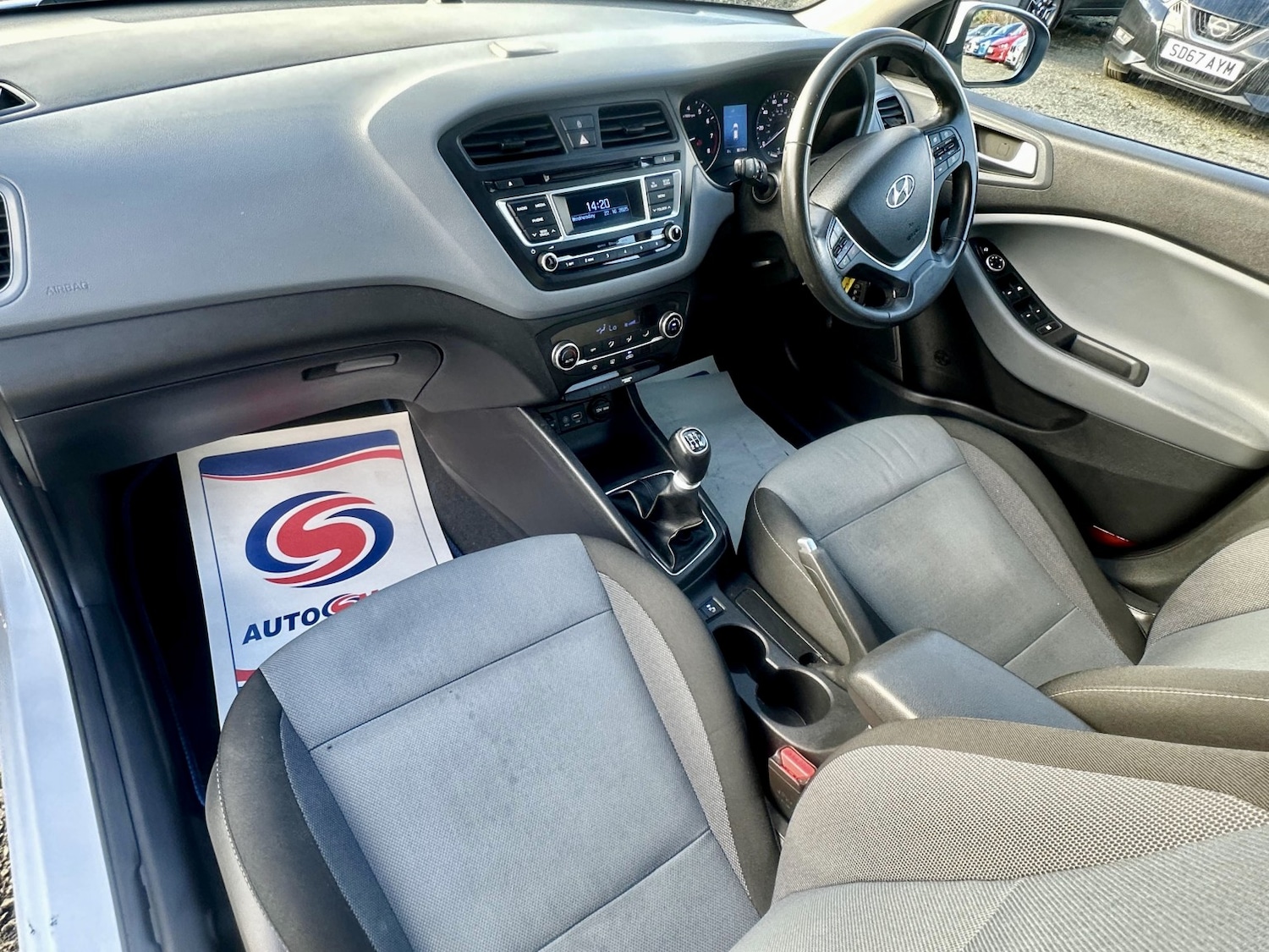 Used Hyundai i20 2015 for sale - 76358184: Photo 15