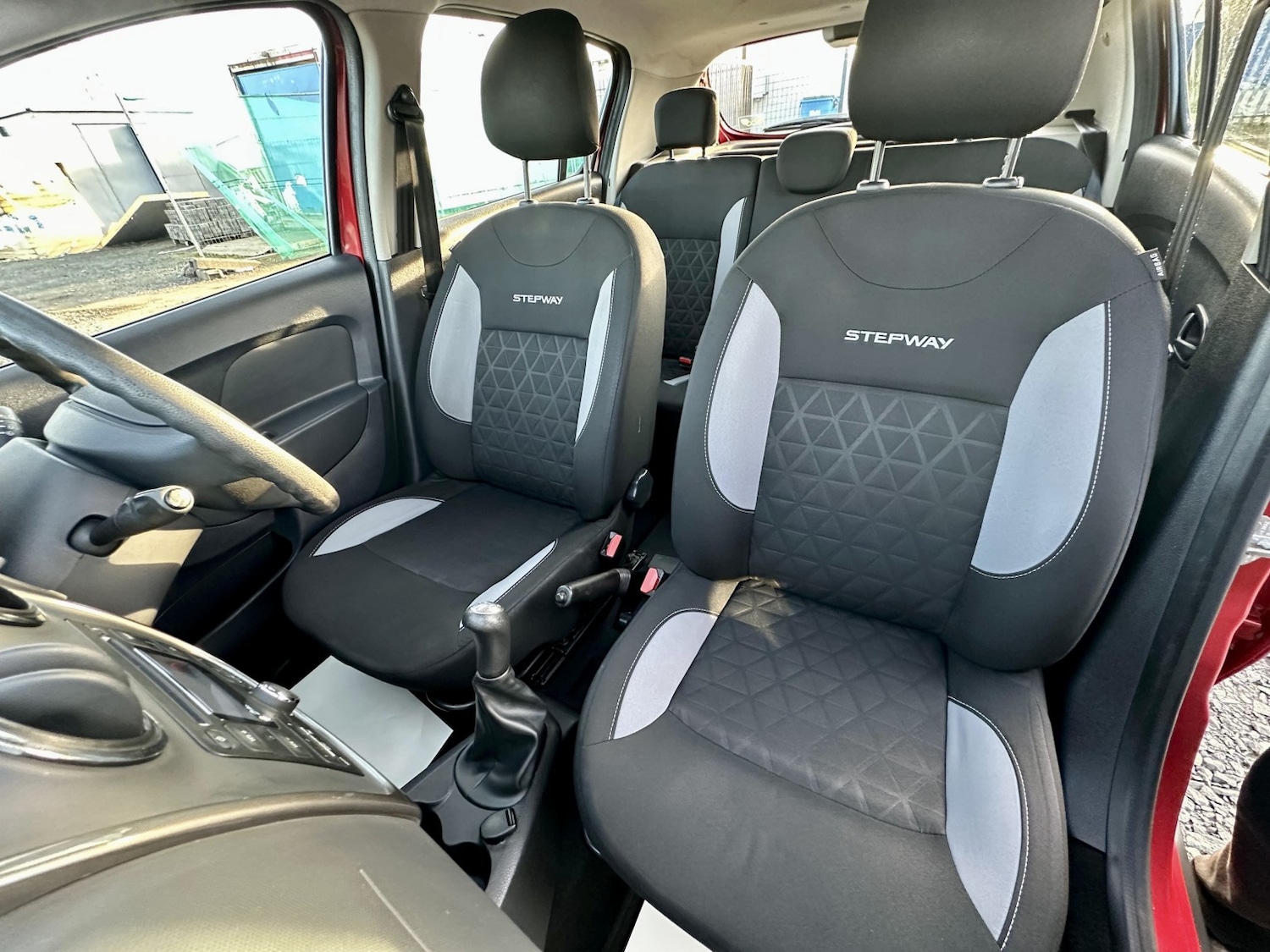 Used Dacia Sandero Stepway 2014 for sale - 77961949: Photo 14