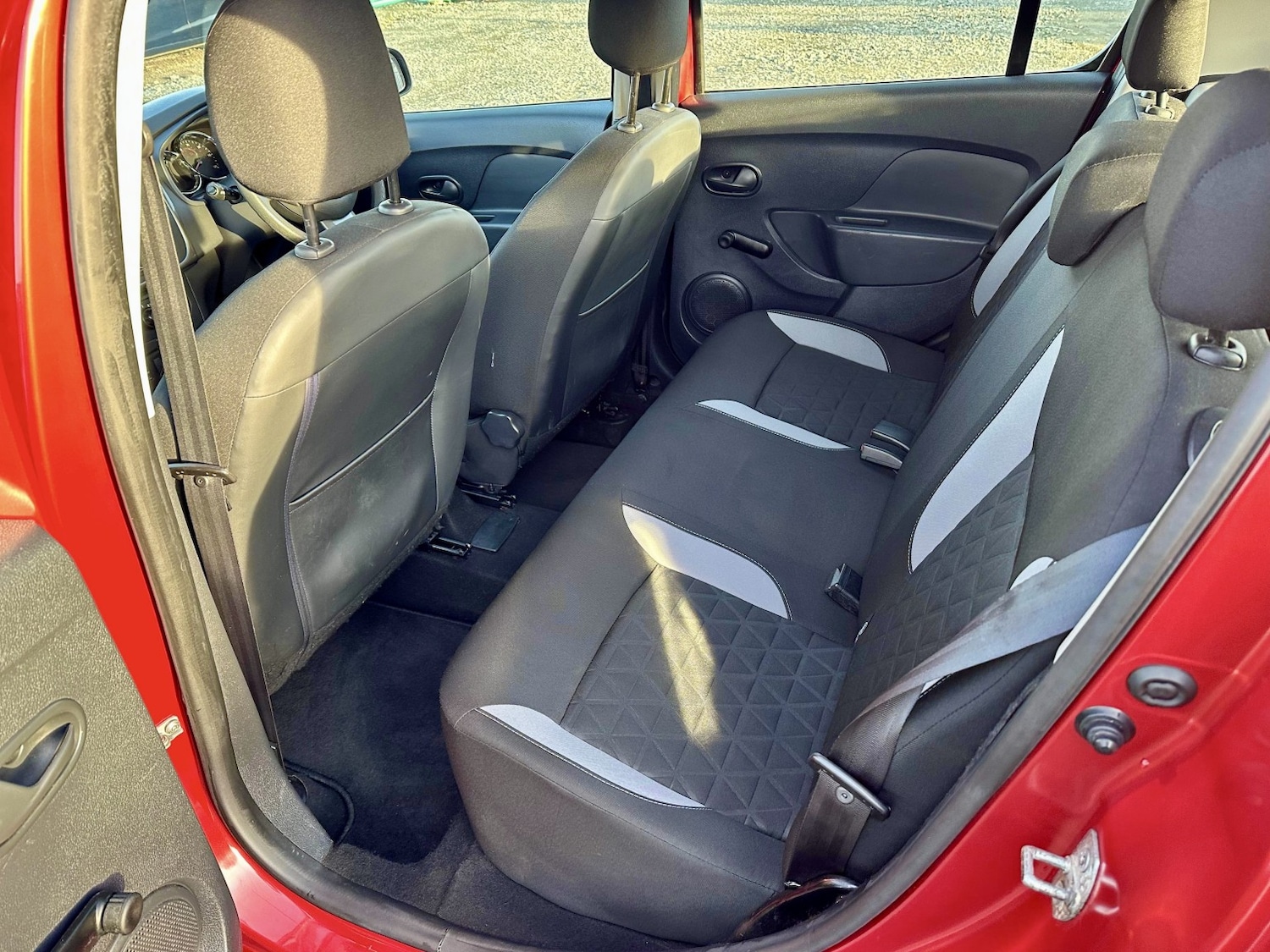 Used Dacia Sandero Stepway 2014 for sale - 77961949: Photo 16