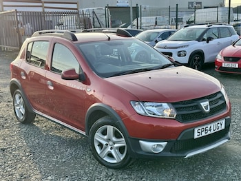 Used Dacia Sandero Stepway 2014 for sale - 77961949: Photo