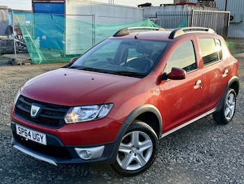 Used Dacia Sandero Stepway 2014 for sale - 77961949: Photo