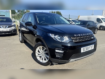 Used Land Rover Discovery Sport 2019 for sale - 79222939: Photo