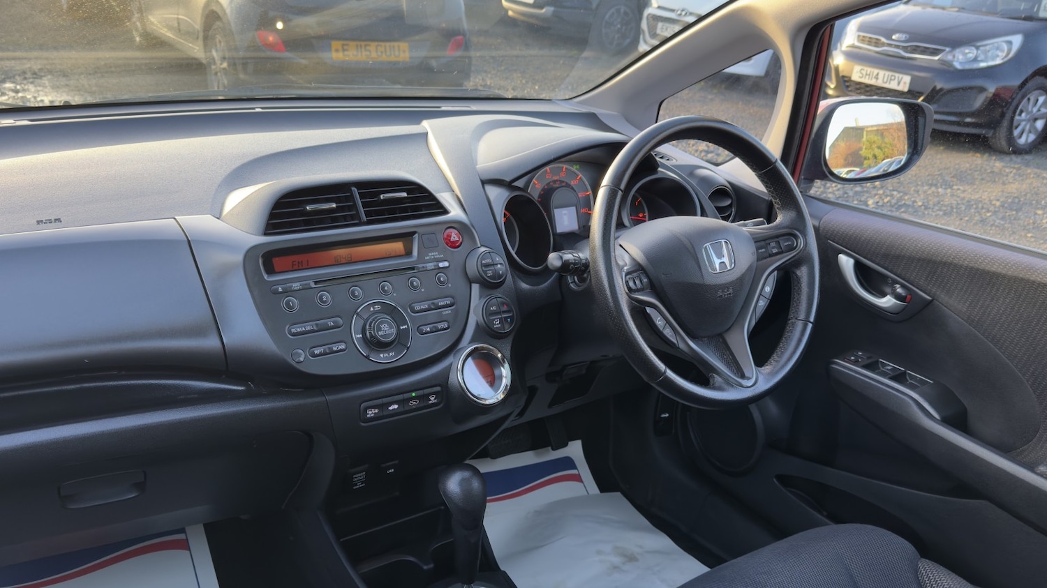 Used Honda Jazz 2015 for sale - 77172981: Photo 12