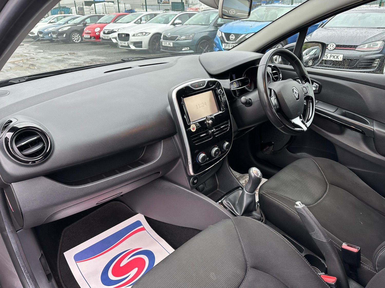 Used Renault Clio 2016 for sale - 77453385: Photo 12