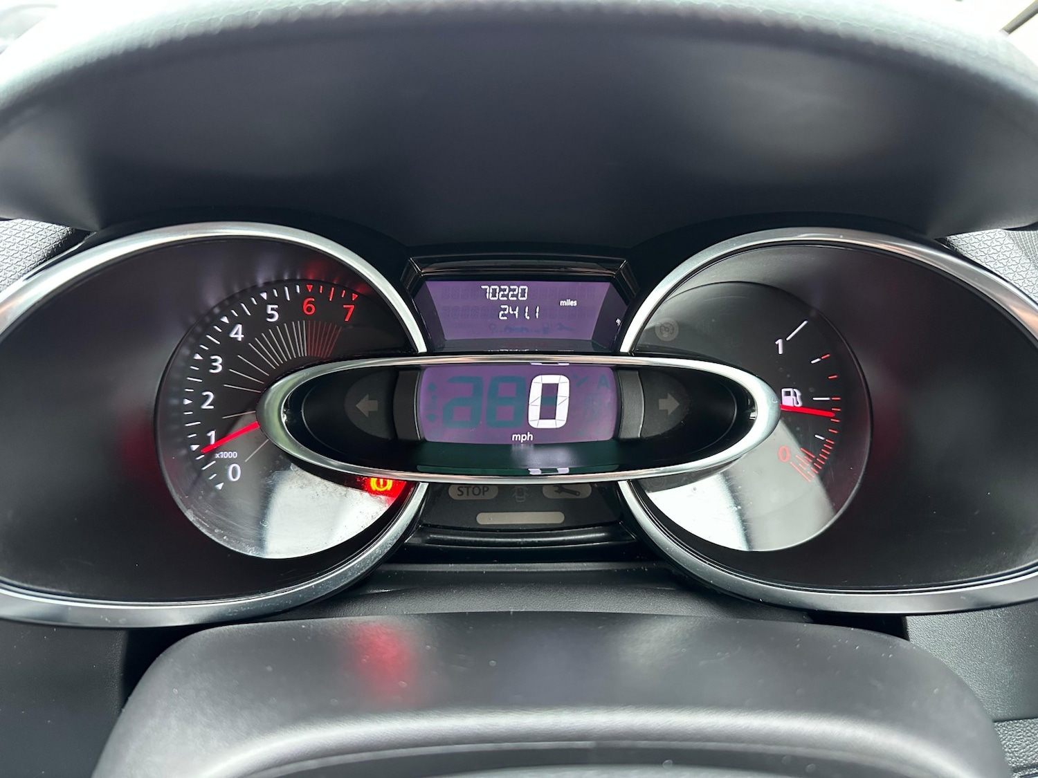 Used Renault Clio 2016 for sale - 77453385: Photo 14