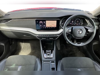 Used Skoda Octavia 2024 for sale - 79458807: Photo