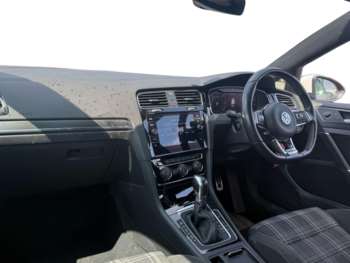 Used Volkswagen Golf 2018 for sale - 74650910: Photo